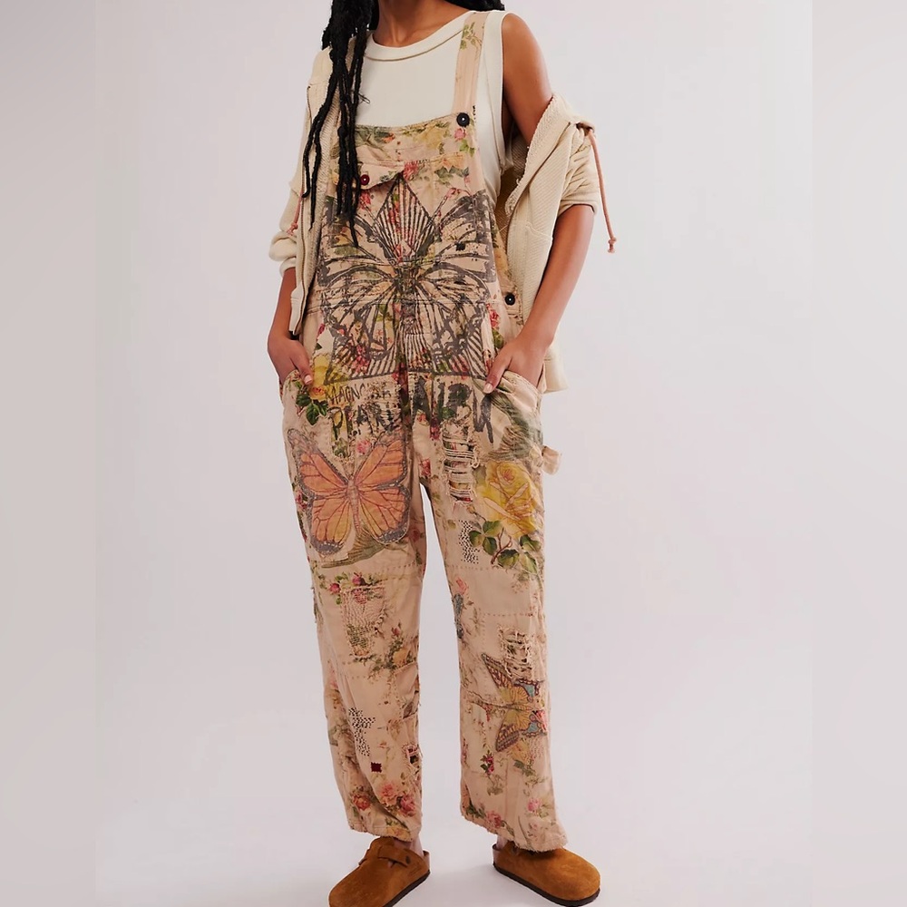 MAGNOLIA PEARL MALIBU BEAUTY LOVE OVERALLS (OSFM) - Picture 2 of 15